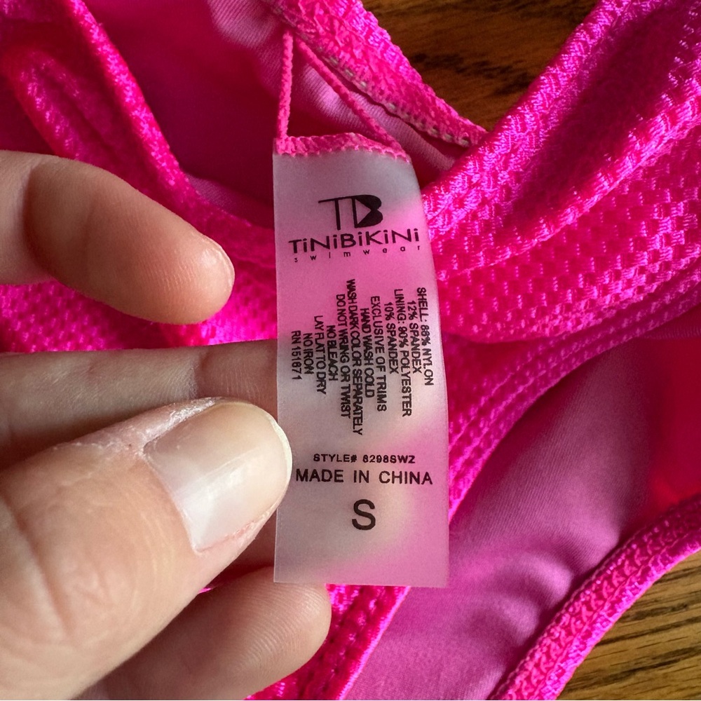 Make heads turn ! 4 pc dark neon TiniBikini Vibrant Pink Bikini + Cover Up Set s - Picture 5 of 16